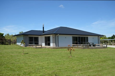 8 Cherry Lane, Martinborough