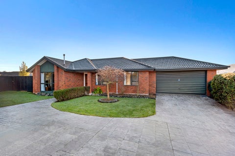 6A Paget Drive, Woodend, Woodend