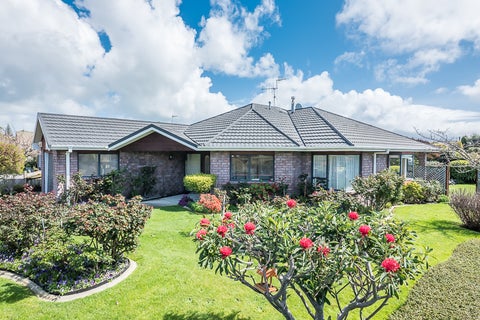 99 Langdale Avenue, Paraparaumu