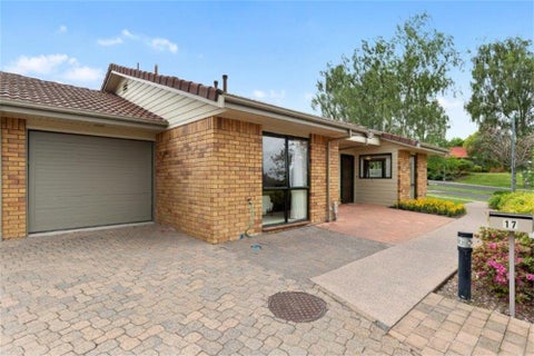 17 Kendall Place, Flagstaff, Hamilton