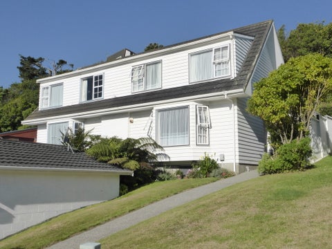 45A Woodhouse Avenue, Karori, Wellington