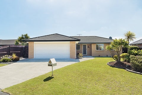 12 Wroxton Place, Waiuku, Waiuku