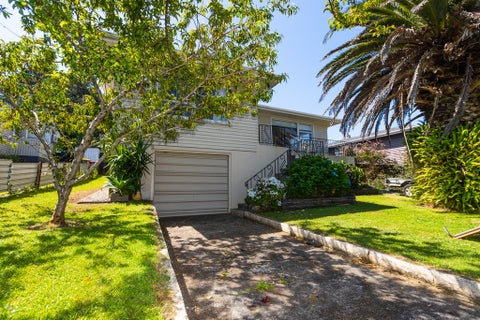 58 Clawton Street, Westown, New Plymouth
