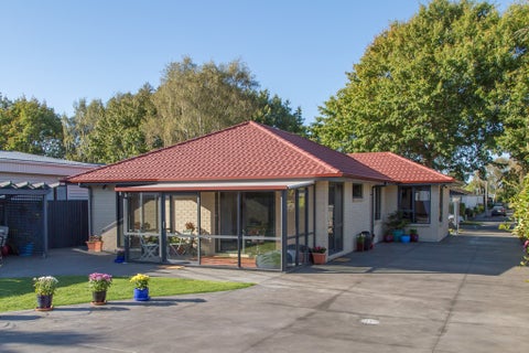 22 Barnes Road, Redwood, Christchurch
