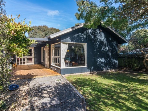 12 Herbert Avenue, Raumati South, Paraparaumu