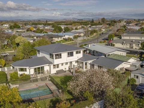 74 Bill Hercock Street, Pirimai, Napier