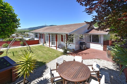 16 Warwick Street, Richmond