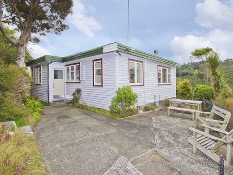 98 Korokoro Road, Korokoro, Lower Hutt