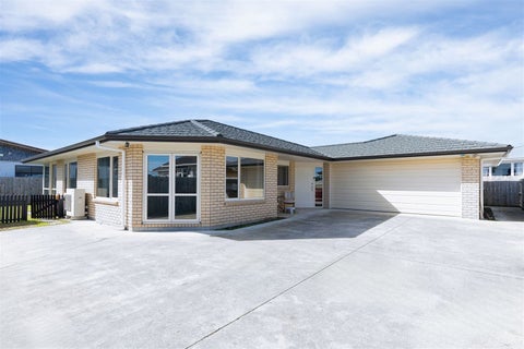 112A Queen Street West, Levin, Levin
