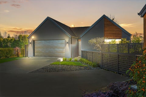 12 Kemsley Lane, Casebrook, Christchurch