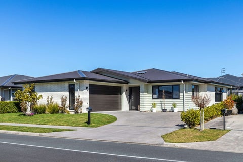 35 Noumea Drive, Rangatira Park, Taupo