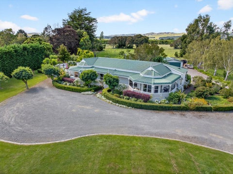 41 Oxford Street, Martinborough