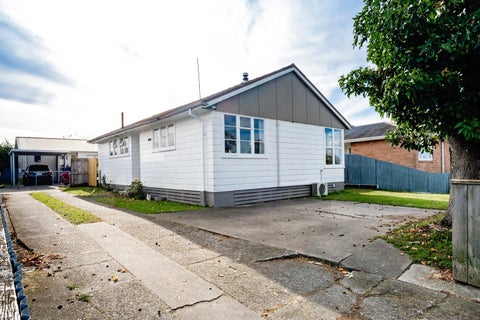 17 Neal Crescent, Onekawa, Napier
