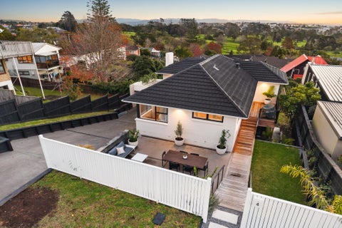 4 Noel Place, Mount Roskill, Auckland
