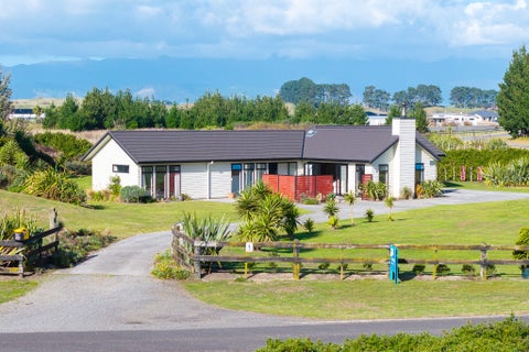 66 Waitarere Rise Avenue, Waitarere, Levin