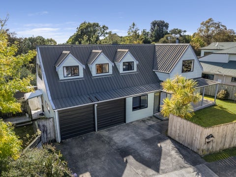 28 Heathcote Place, Fitzherbert, Palmerston North