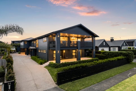 54 Weatherly Drive, Beachlands, Auckland