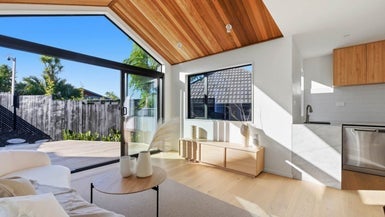 14 Cloverly Crescent, Campbells Bay, Auckland