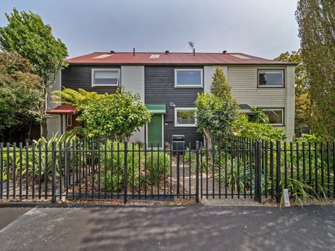 2/25 Holly Road, St Albans, Christchurch
