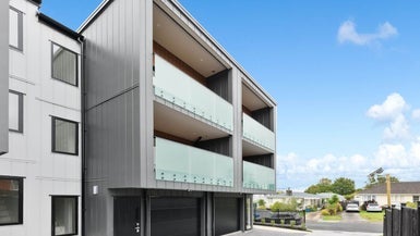 24A Essex Street, Te Atatu South, Auckland