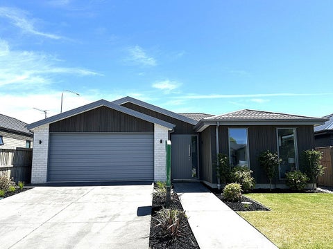 16 John Raven Lane, Woodend, Woodend