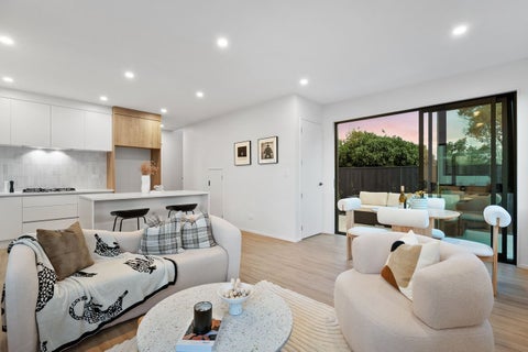 1 Maxwelton Drive, Mairangi Bay, Auckland