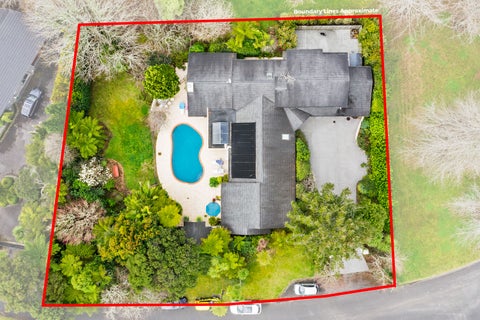 18 Kingfisher Grove, Greenhithe, Auckland