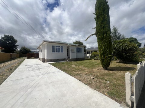 50 Parker Avenue, Levin, Levin