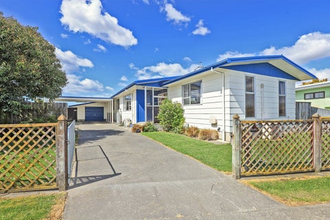 15 Cooke Place, Taradale, Napier