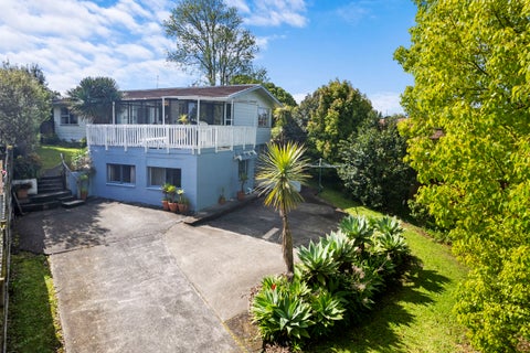 32 Gladys Avenue, Glenfield, Auckland