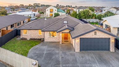 17 Cunneen Place, Aidanfield, Christchurch