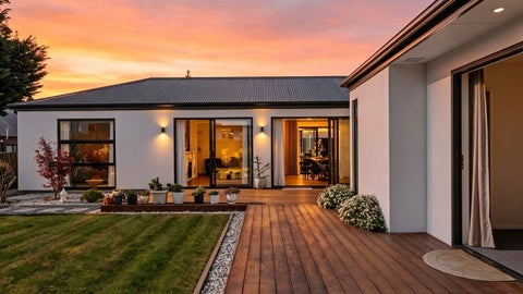 27 Irvines Track, Halswell, Christchurch