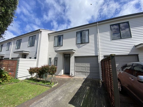 56/1 Ambrico Place, New Lynn, Auckland