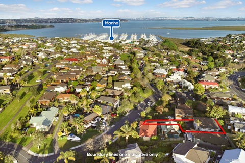 1/8 Sailfish Drive, West Harbour, Auckland