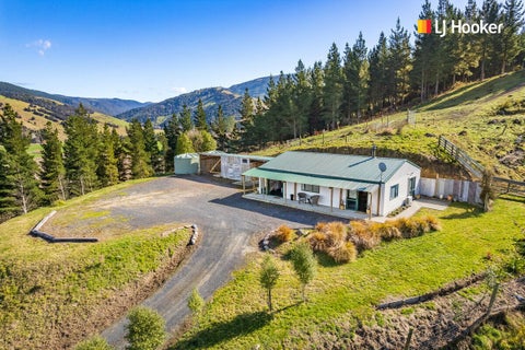 236 Waipori Falls Road, Berwick, Outram