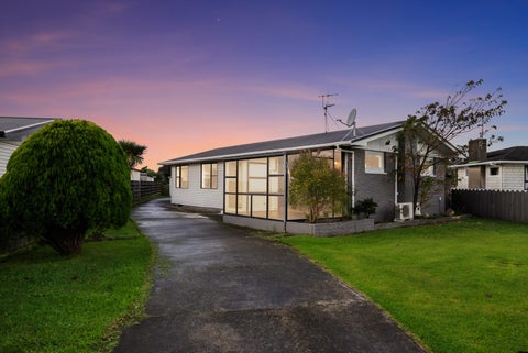 23 Mazengarb Road, Paraparaumu Beach, Paraparaumu