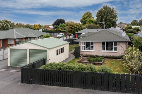 16 Charles Street, Allenton, Ashburton