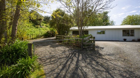 712 Ohautira Road, Raglan, Raglan