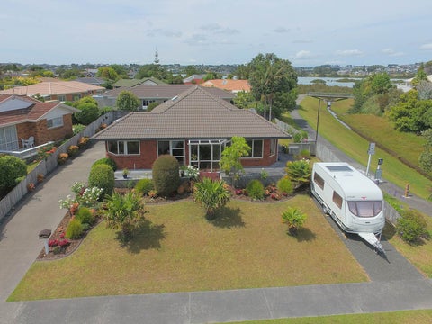 192 Lakeside Drive, Orewa, Orewa