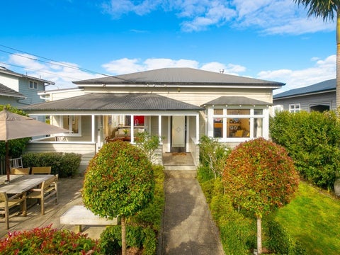 63 Dignan Street, Point Chevalier, Auckland