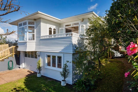 15 Ruarangi Road, Mount Albert, Auckland