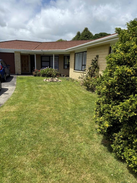 7 Wakefield Grove, Waikanae