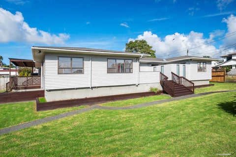 2 Harding Avenue, Te Atatu South, Auckland
