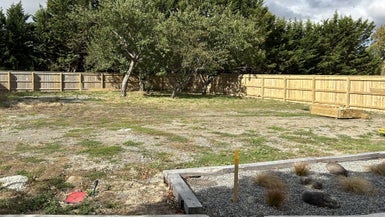 471B High Street South, Carterton