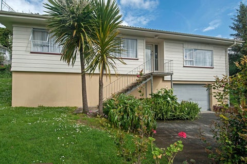 9 Andelko Place, Henderson, Auckland