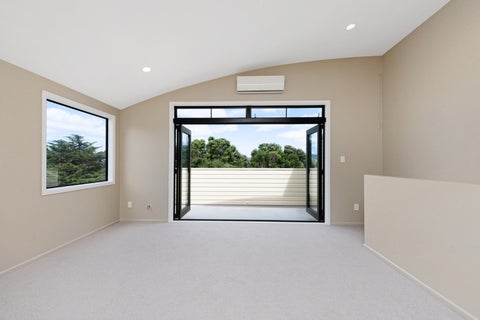19A Tio Tio Road, Miramar, Wellington