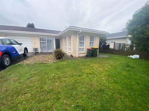 2/32 Park Estate Road, Rosehill, Papakura