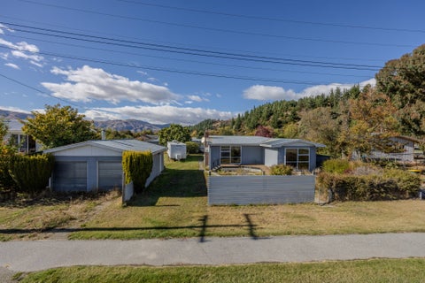 7 Hopkins Street, Cromwell