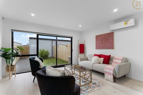 6B Koiora Road, Clarks Beach, Clarks Beach