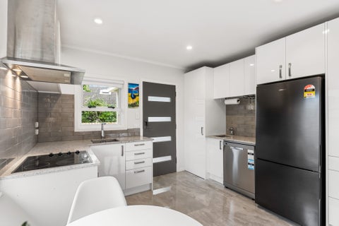3/1 Brook Street, Milford, Auckland